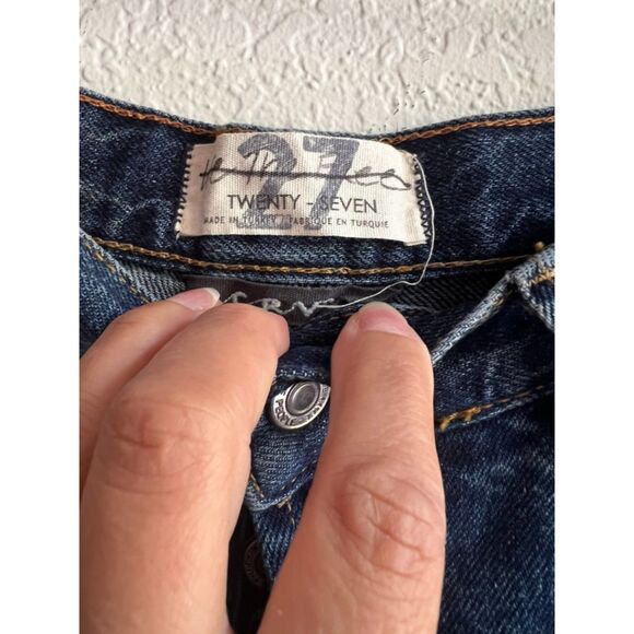 New We the Free by Free People CRVY Siren Low-Rise Straight Jeans - Size 27 - Picture 6 of 8